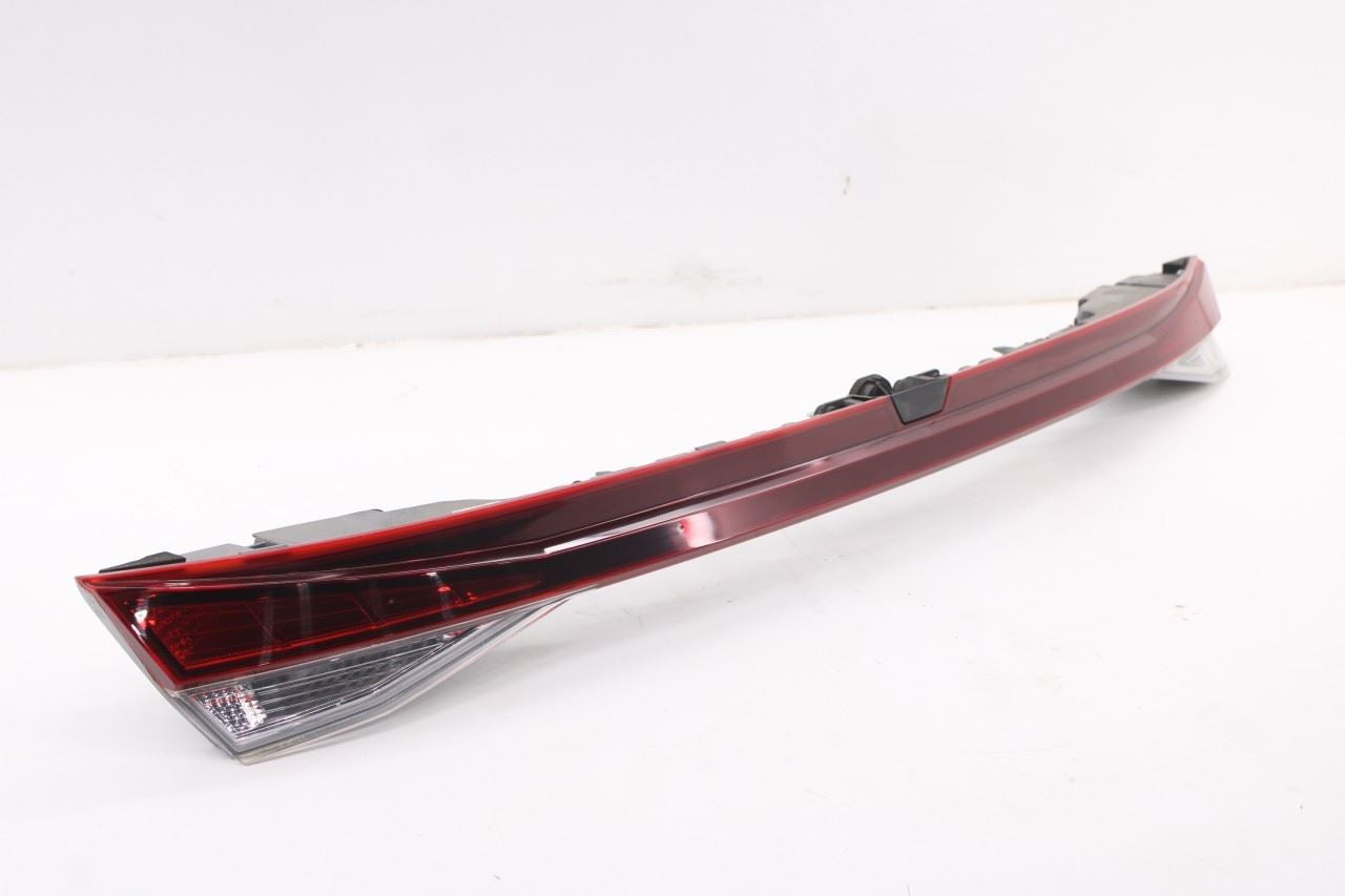 2021-2026 Hyundai Elantra SE Rear Center Third Brake Light Lamp 92409-AA030 OEM5