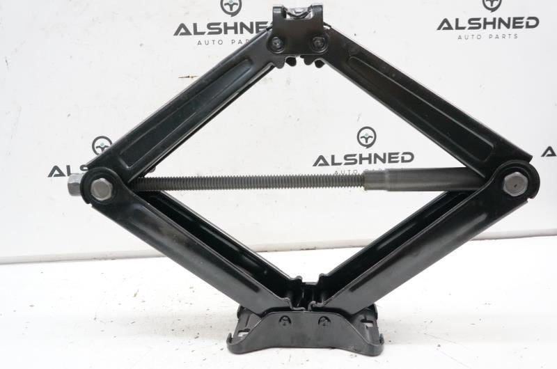 2015-22 Chevrolet Trax 1.4L AWD Lift Jack w/ Foam Holder Container 42764963 OEM - Alshned Auto Parts