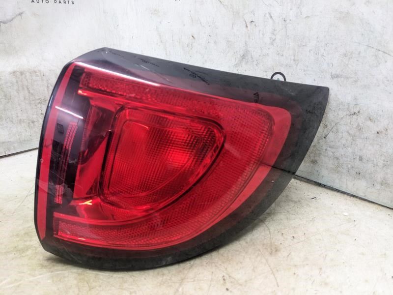 17-24 Chrysler Pacifica Right Passenger Taillight Lamp Quarter Panel 68229028AA - Alshned Auto Parts