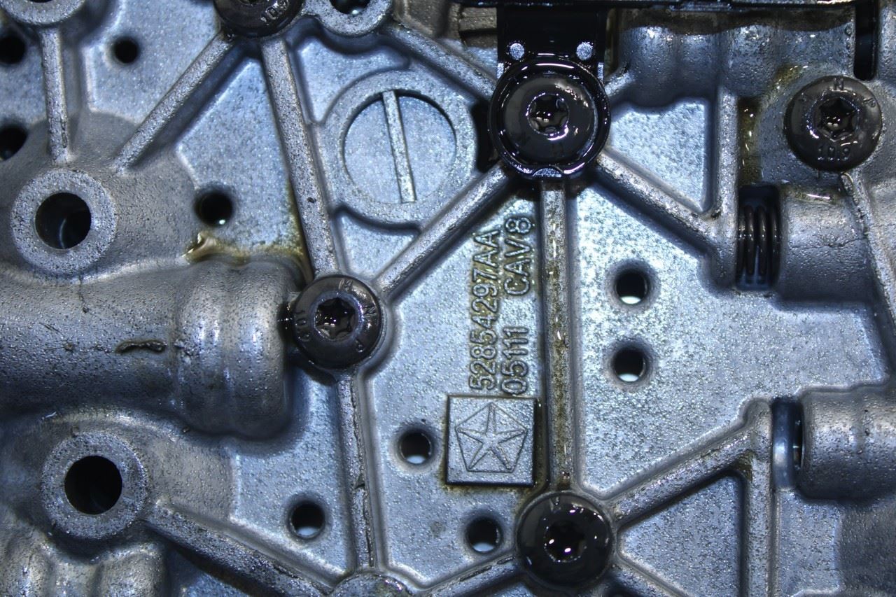 2014-2015 Jeep Grand Cherokee 3.6L 4WD Auto Transmission Valve Body w/ Oil Pan - Alshned Auto Parts