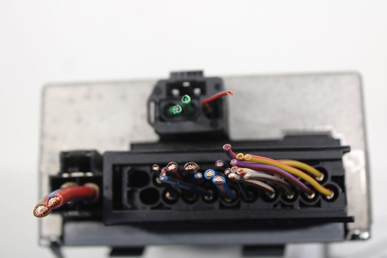 2010-2015 BMW 750i xDrive Harman Becker Top-Hifi System Amplifier Amp 9320144 - Alshned Auto Parts