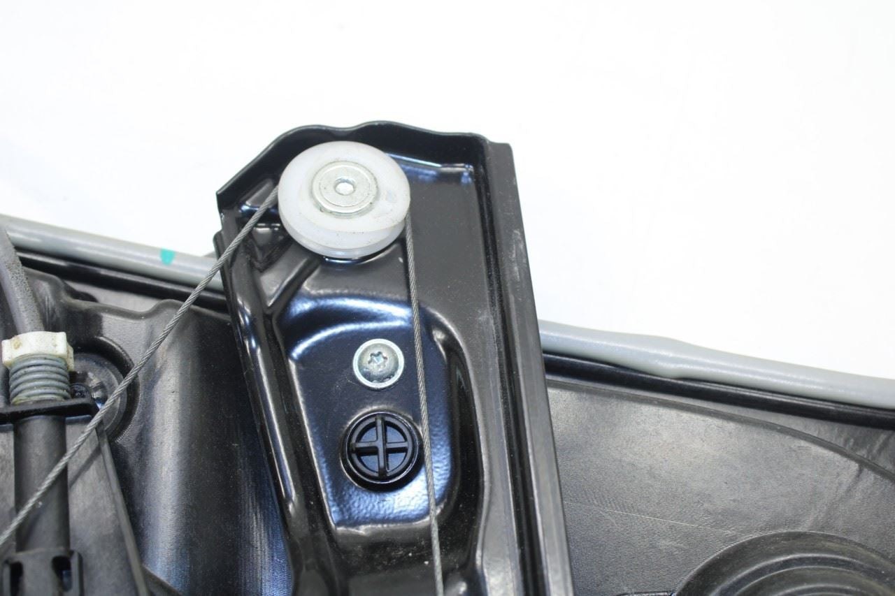 17-2019 Alfa Romeo Giulia Ti FR RH Door Window Regulator w/ Carrier 00505514710 - Alshned Auto Parts