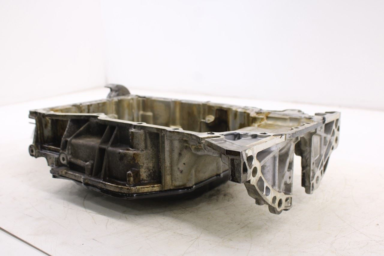 2014-2020 Nissan Rogue SV 2.5L QR25DE Engine Upper and Lower Oil Pan 11110-3TA3A6