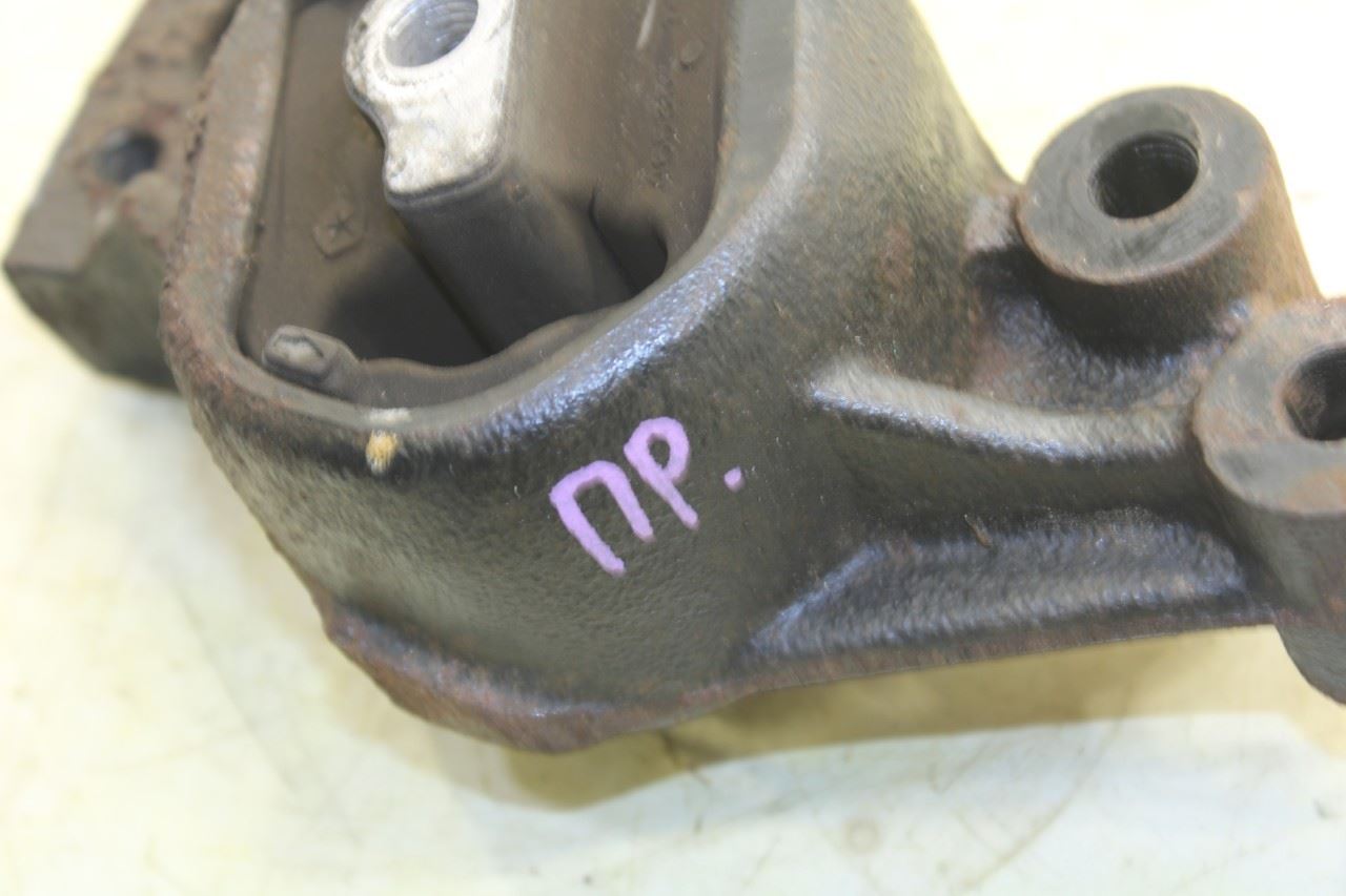 2011-2018 Ram 1500 Crew Cab Laramie 5.7L 4WD Right Side Engine Mount Insulator - Alshned Auto Parts