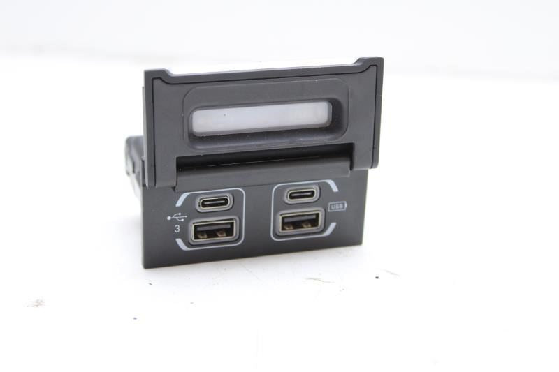 2019-2021 Jeep Cherokee Center Console Media Hub Usb Port 68271567AB OEM - Alshned Auto Parts