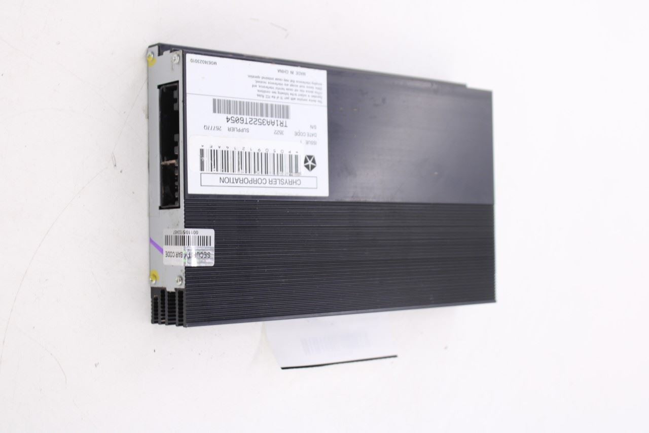 2014-2015 Jeep Grand Cherokee Limited Audio Radio Amplifier Amp 05091214AE OEM12