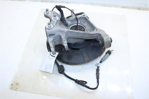 19-2020 Hyundai Santa Fe Limited FWD Rear Right Spindle Knuckle Hub 52711-S1000