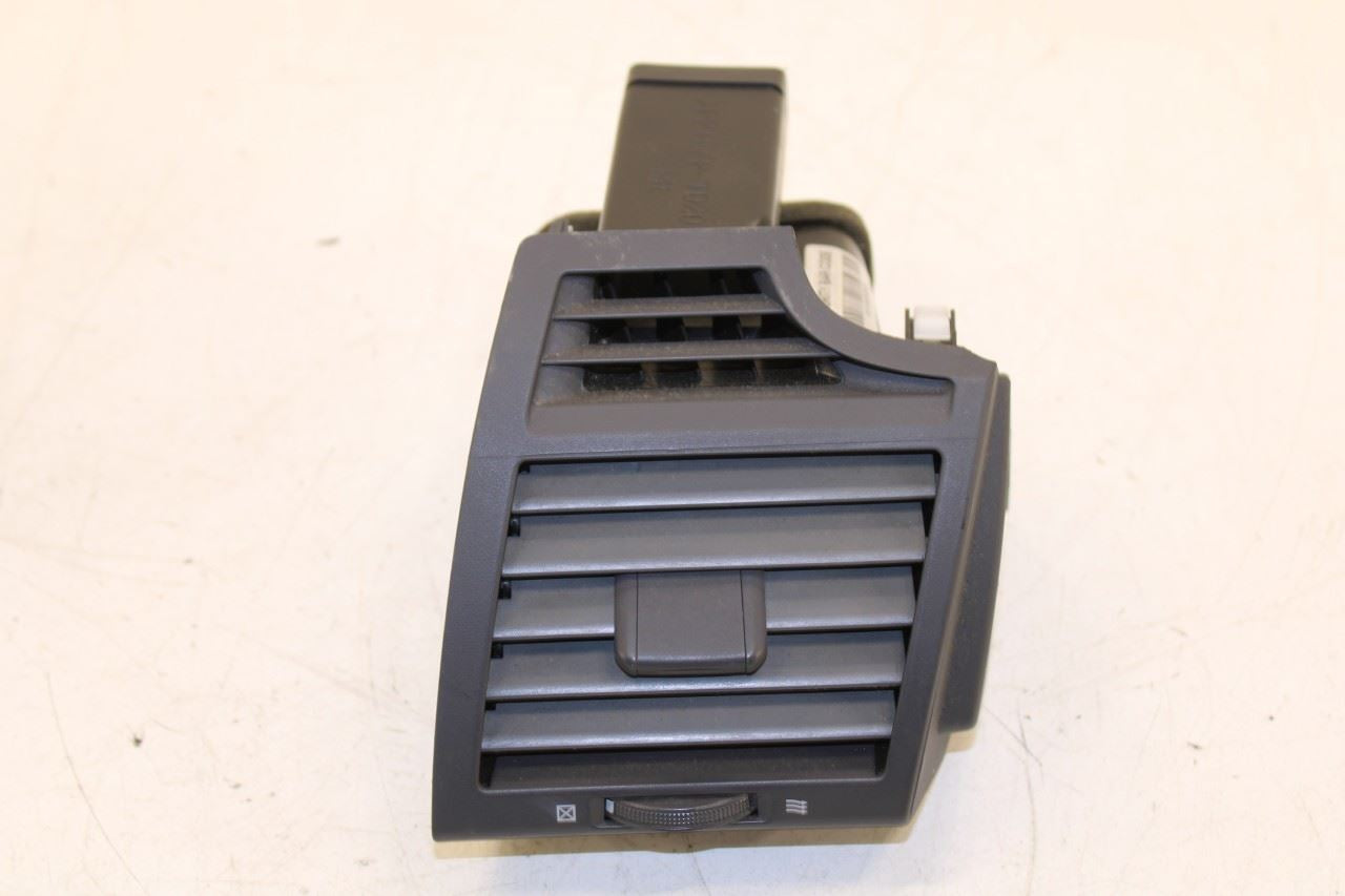 07-11 Toyota Camry LE Front Right and Left Outer Air Vent Grille 55670-06101-B1 - Alshned Auto Parts