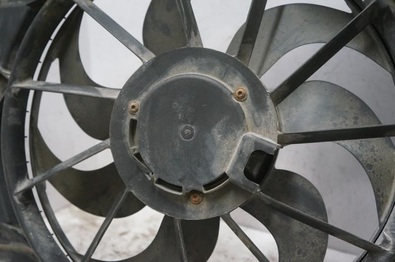 10-17 Chevrolet Equinox Radiator Cooling Fan Motor Assembly 22793637 OEM *ReaD* - Alshned Auto Parts