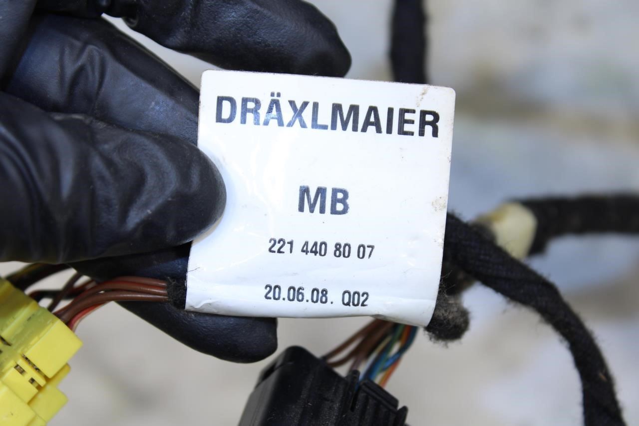 07-13 Mercedes-Benz S550 Front RH Seat Lower Frame w/ Cushion 221-910-04-80 OEM - Alshned Auto Parts