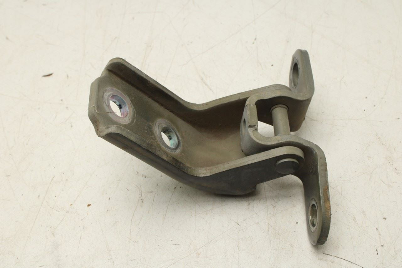 2019-24 KIA Forte LXS FR RH Door Hinge Upper and Lower Pair w/ Bolts 79320-2V000 - Alshned Auto Parts