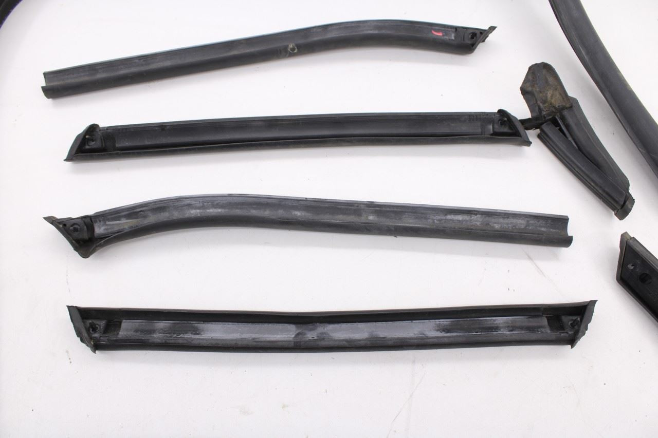 05-14 Ford Mustang Conv V6 Convertible Top Weatherstrip Seal Kit AR3Z-7603110-A - Alshned Auto Parts