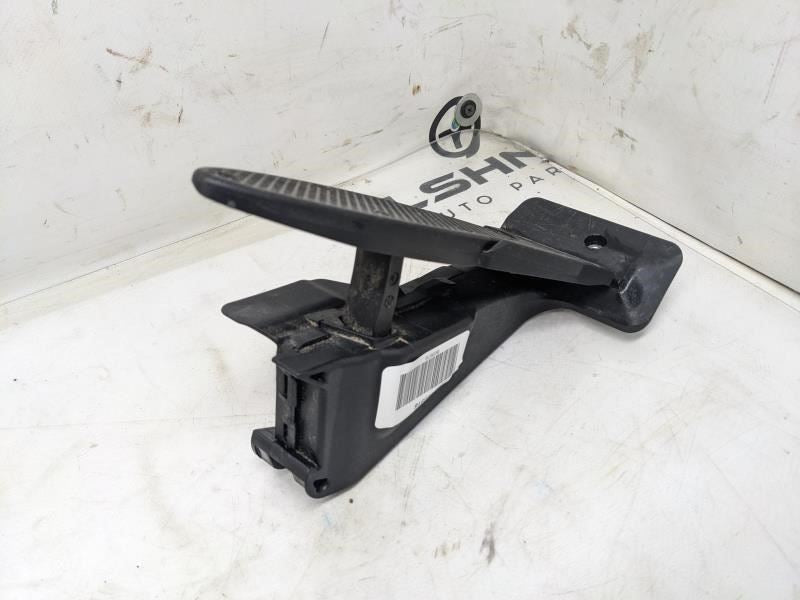 2016-2024 Mini Cooper Clubman 1.5L AWD Accelerator Throttle Gas Pedal Sensor3