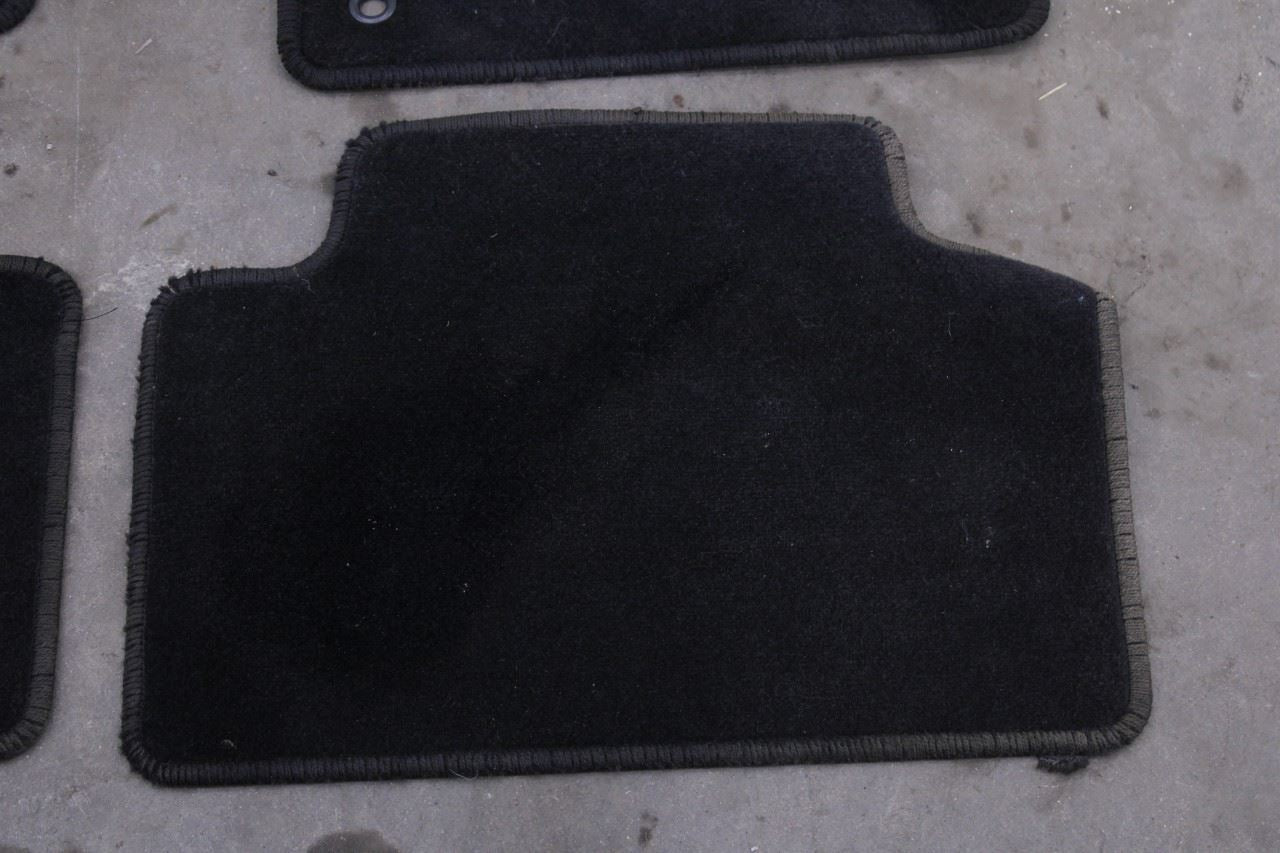 14-15 Dodge Durango SXT Front Rear RH and LH Side Interior Carpet Floor Mats Set5