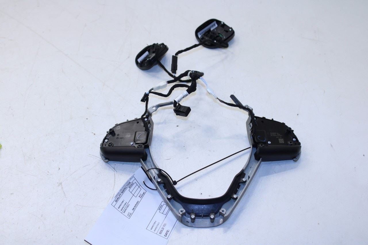 15-17 Jeep Cherokee 75th Anniversary 3.2L Steering Wheel Control Buttons *ReaD* - Alshned Auto Parts