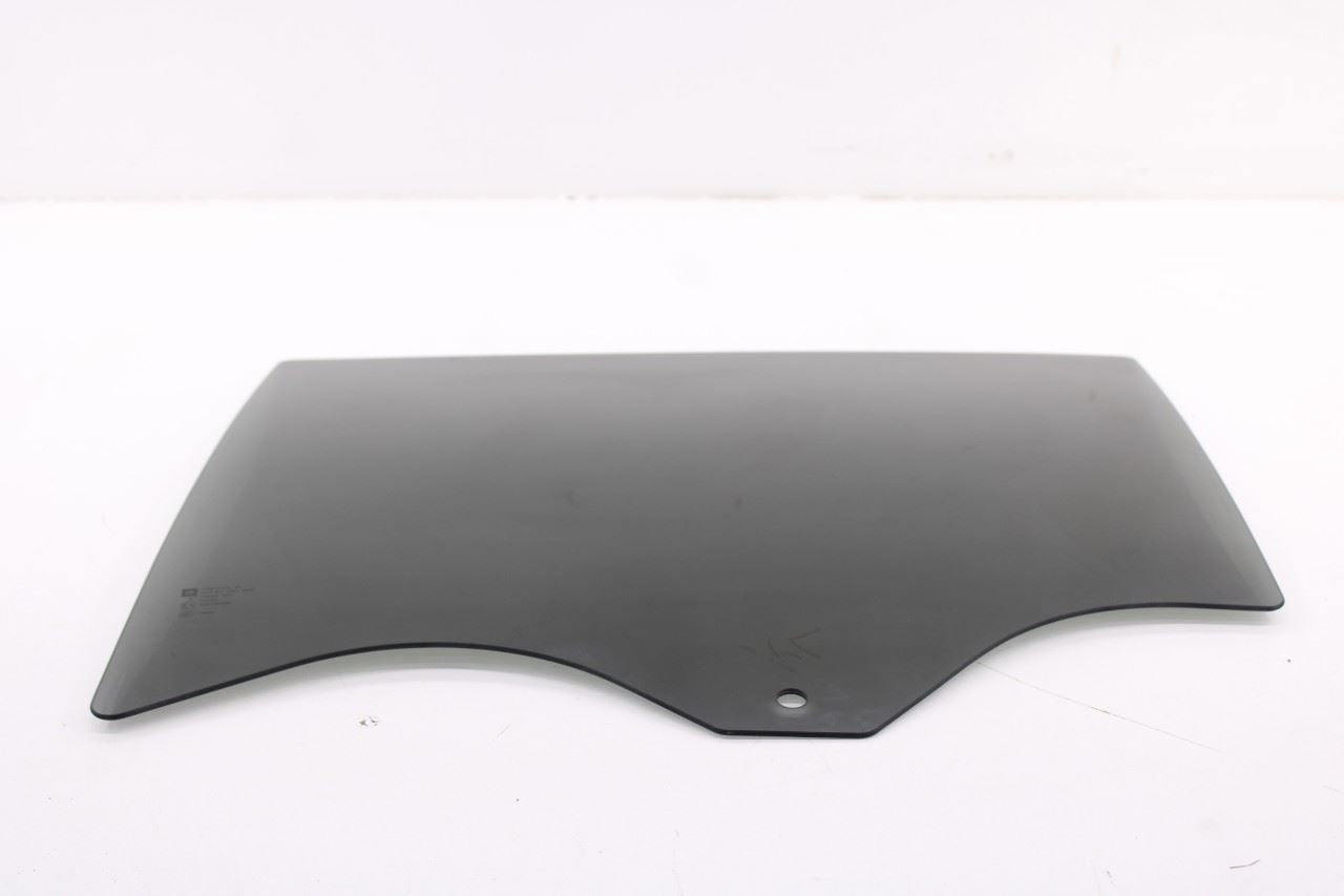 2018-2024 Chevrolet Equinox LT Rear Left Door Window Movable Glass 84388312 OEM5