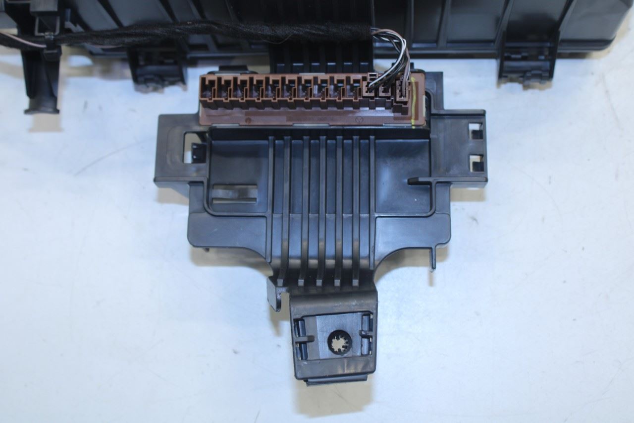 2012-15 Mercedes-Benz ML350 3.5L Engine Fuse Relay Junction Block 166-546-01-43 - Alshned Auto Parts