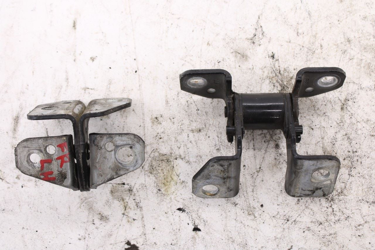 2011-25 Dodge Durango SXT Front Left Driver Side Door Hinge Upper and Lower Pair7