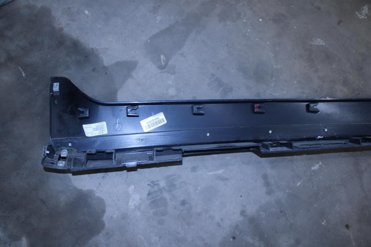 18-24 GMC Terrain Denali LH Side Rocker Panel Molding Skirt Trim 55001950 *ReaD* - Alshned Auto Parts