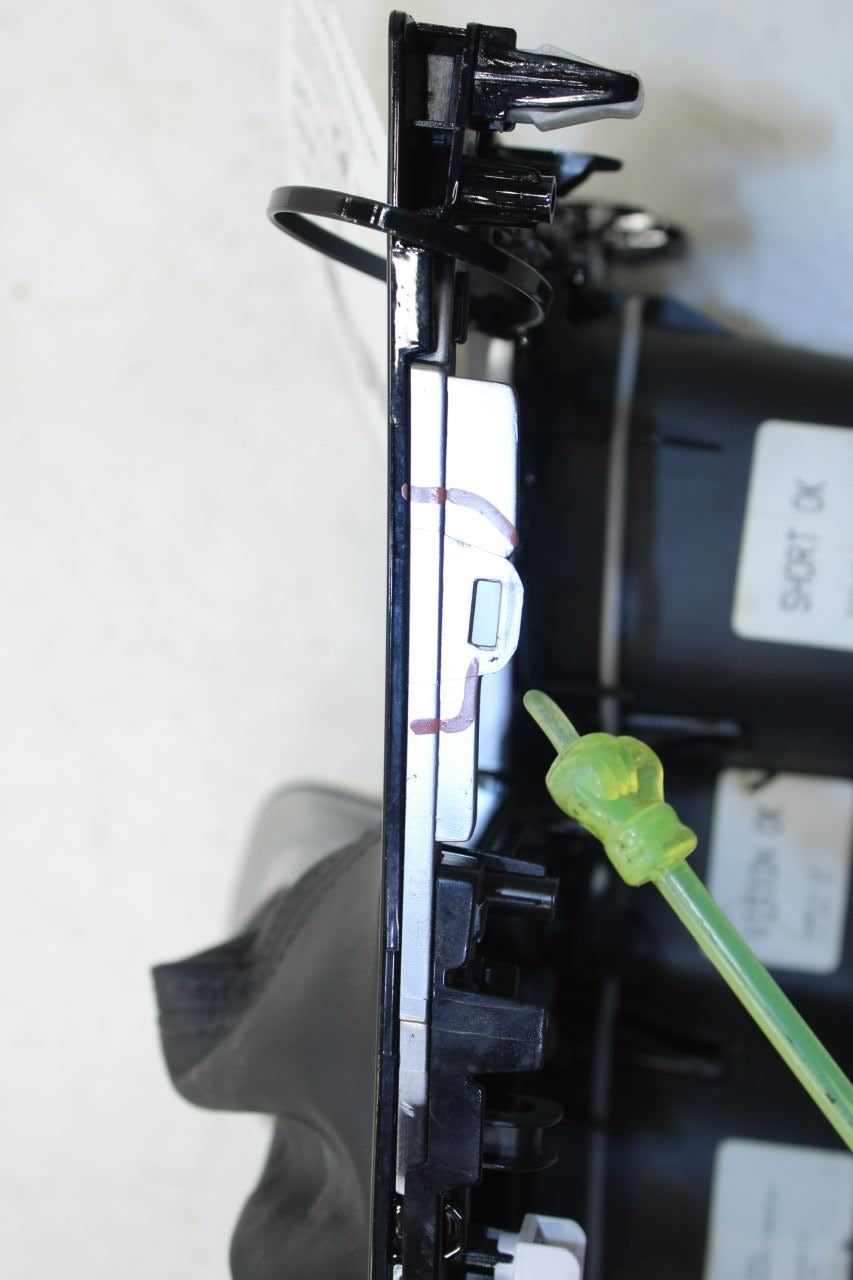 2022-2024 Hyundai Tucson SEL Console Shifter Trim w/ Knob and Cup Holder *ReaD* - Alshned Auto Parts