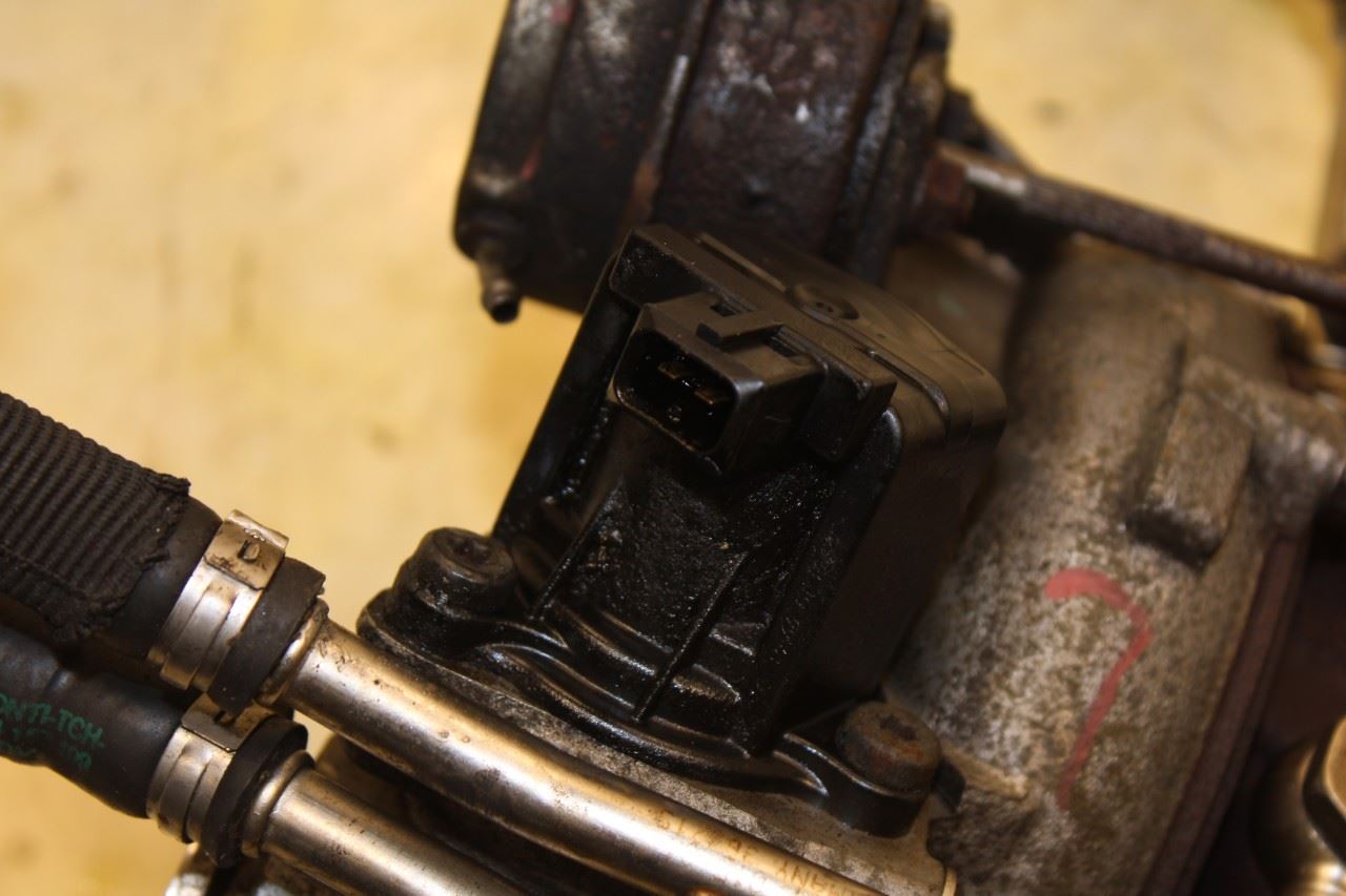 2010-2012 BMW 750Li xDrive 4.4L AWD Left Side Engine Turbocharger 115K 7576985 - Alshned Auto Parts