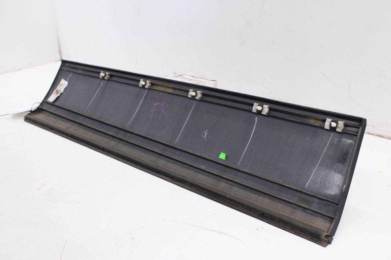2010-12 Land Rover Range Rover HSE Front Right Door Lower Molding Trim LR0062218