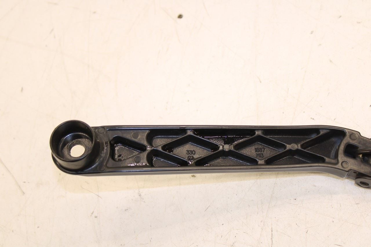 07-11 Toyota Camry LE Front LH and RH Side Windshield Wiper Arms Set 85221-06050 - Alshned Auto Parts