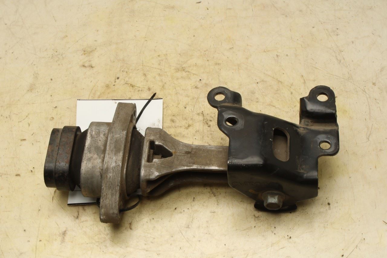 19-24 Kia Forte LXS 2.0L Front Engine Torque Roll Rod Mount Bracket 21950-M6150 - Alshned Auto Parts