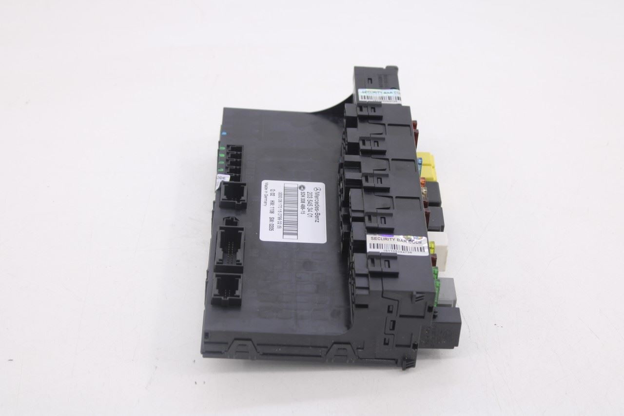 06-09 Mercedes-Benz CLK 350 RWD Rear Trunk SAM Module Fuse Relay Junction Block7