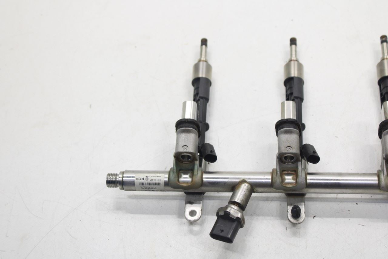 2017-2020 Alfa Romeo Giulia Ti 2.0L AWD Fuel Rail with Injectors 04893628AC OEM - Alshned Auto Parts