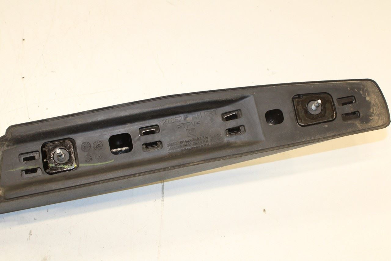 2017-2023 GMC Acadia SLT-1 Right Side Roof Luggage Carrier Rack Rail 84497933 - Alshned Auto Parts