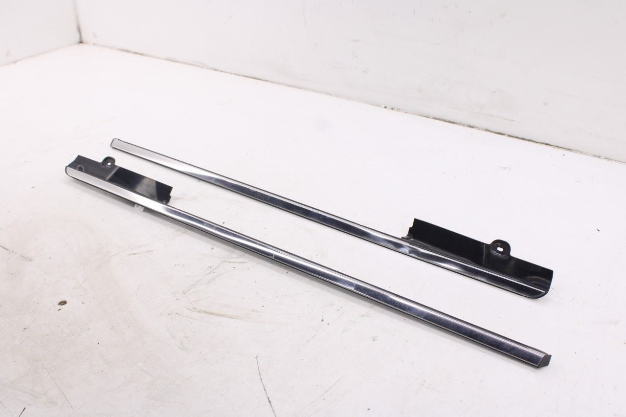 08-20 Dodge Grand Caravan SXT Rear RH and LH Quarter Panel Exterior Molding Set3