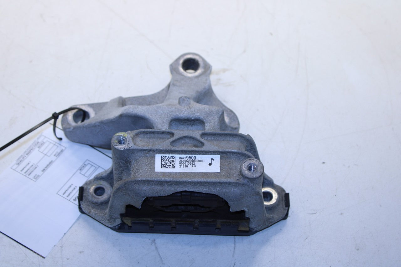 19-25 Chevrolet Blazer 2LT FWD Left Transmission Mount Support Bracket 84759500 - Alshned Auto Parts