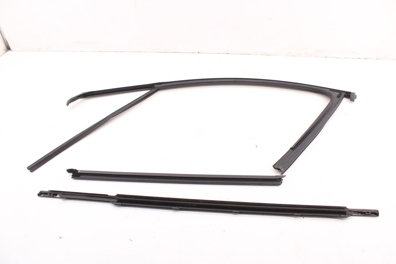 19-23 Hyundai Santa Fe SEL Front Right Door Run Channel w/ Belt Weatherstrip Set - Alshned Auto Parts