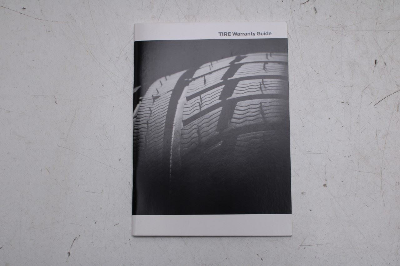 2020 Ford Escape SEL Owners Manual Set with Case LJ5J9A321AA OEM - Alshned Auto Parts