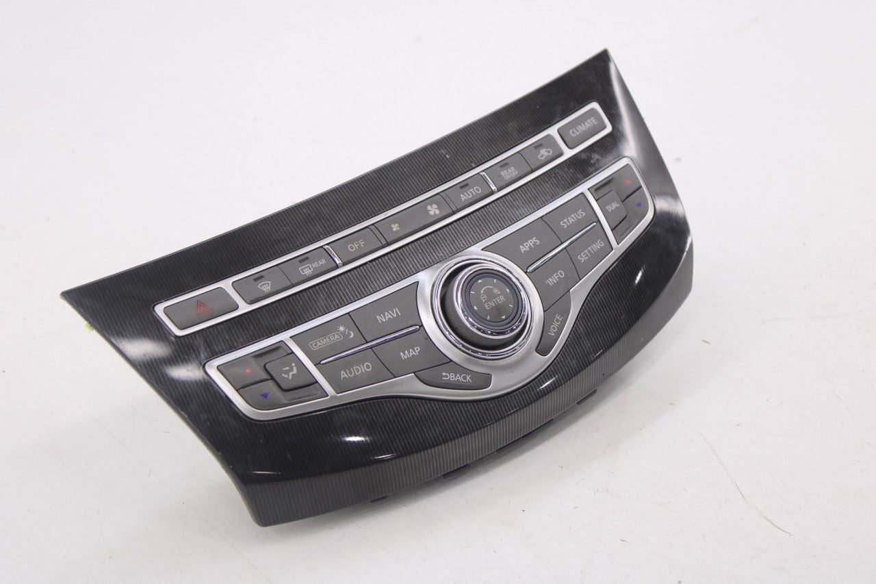 2016-2019 Infiniti QX60 Radio Navigation and Temperature Climate Control Panel2