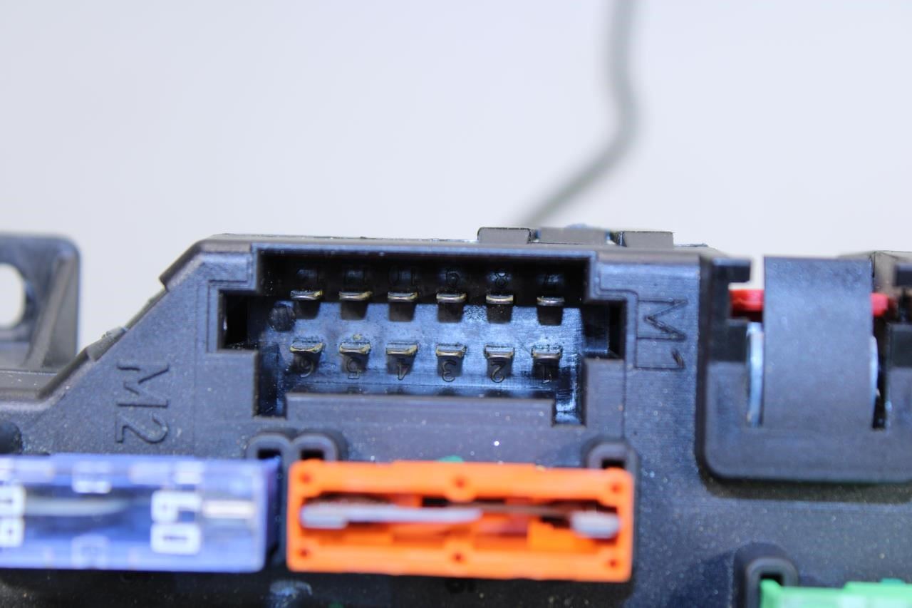 07-10 Mercedes-Benz S550 Under Hood Fuse Relay Junction Box w/ SAM 221-545-16-01 - Alshned Auto Parts