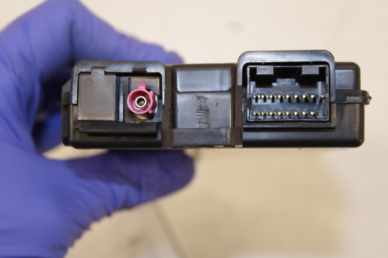 2020-2022 Dodge Charger GT AWD Keyless Entry Hub Receiver Module 68441616AA OEM - Alshned Auto Parts