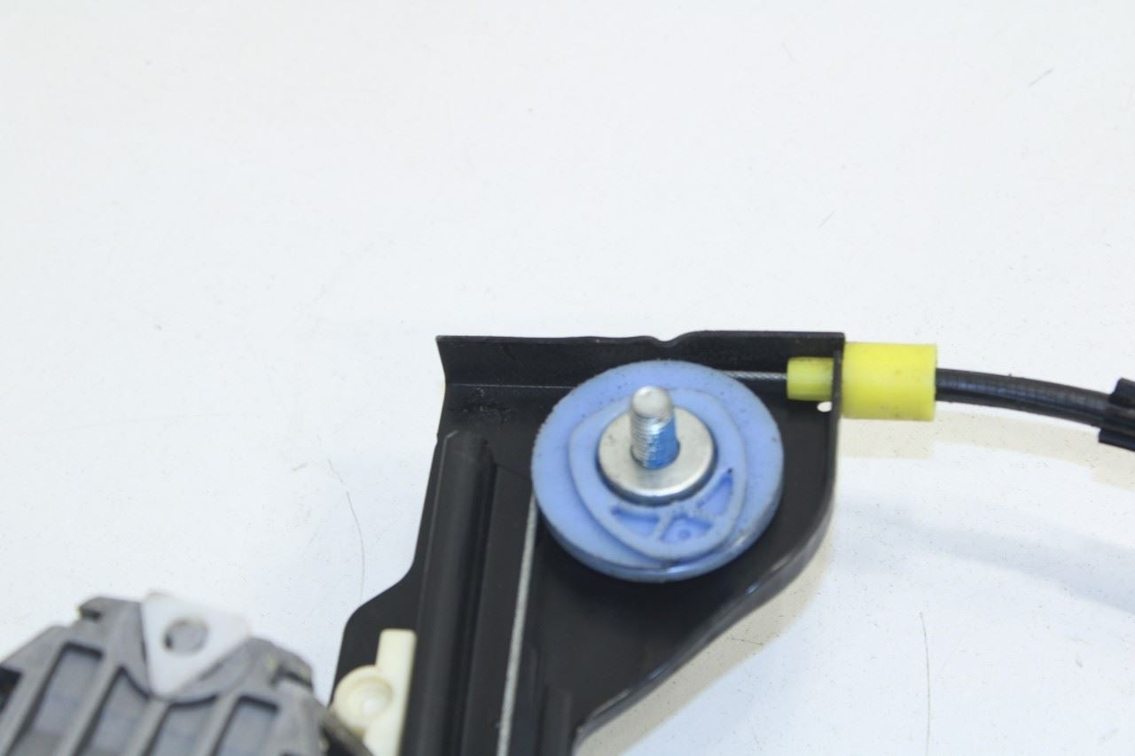 08-23 Dodge Challenger SXT Front Right Door Window Regulator w/ Motor 68043884AA - Alshned Auto Parts