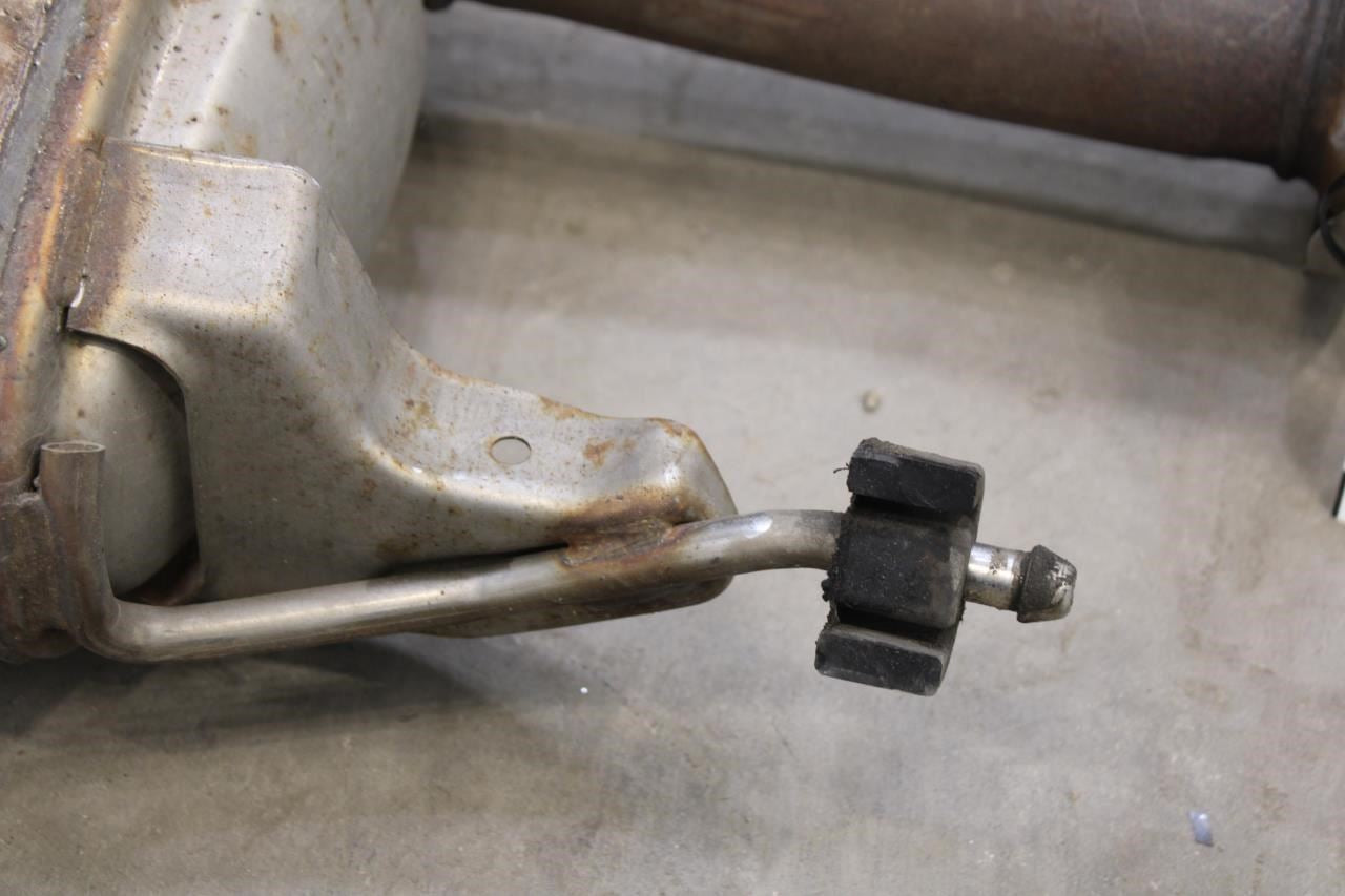 2013-2020 Nissan Pathfinder SV 3.5L FWD Exhaust Muffler Pipe 20100-3JA0A OEM - Alshned Auto Parts