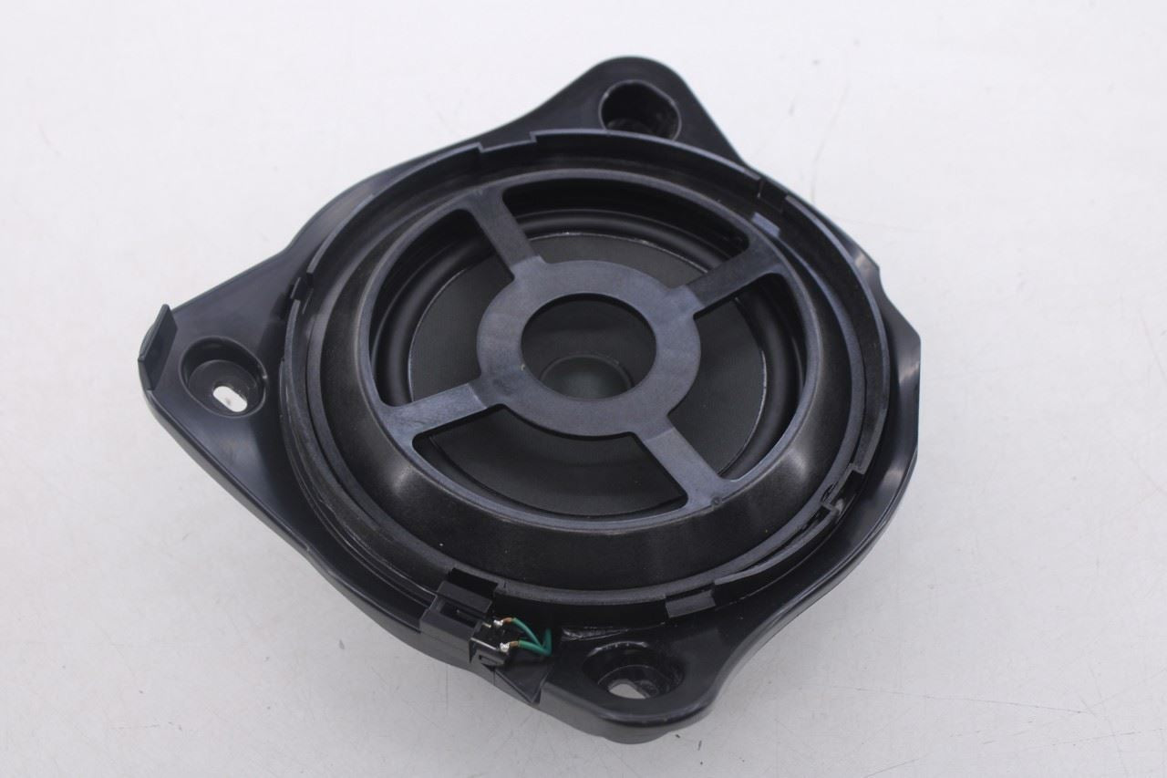 2015-2021 Mercedes-Benz C300 4Matic Front Right Under Dash Speaker 20582016022