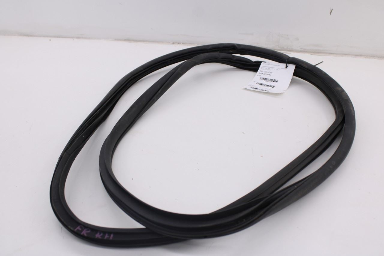 2019-26 Ram 1500 Big Horn Front Right Side Door Weatherstrip On Body 68402032AA0