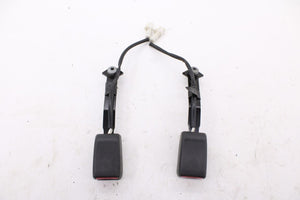 05-12 Ford Mustang Premium Conv V6 RWD Front Right and Left Seat Belt Buckle Set