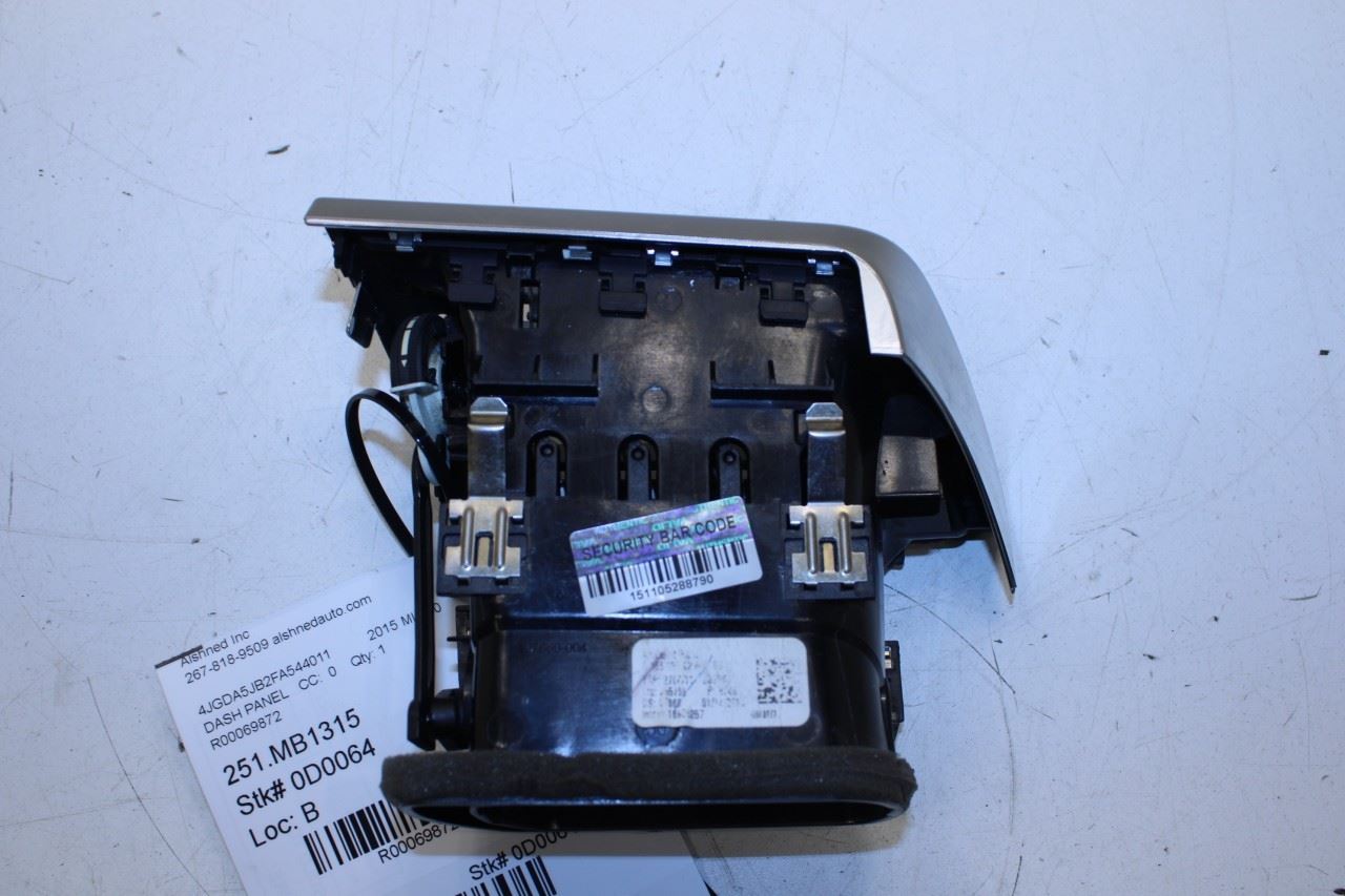 2012-15 Mercedes-Benz ML350 FR RH Dash Outer Air Vent Grille 166-830-02-54-2A17 - Alshned Auto Parts