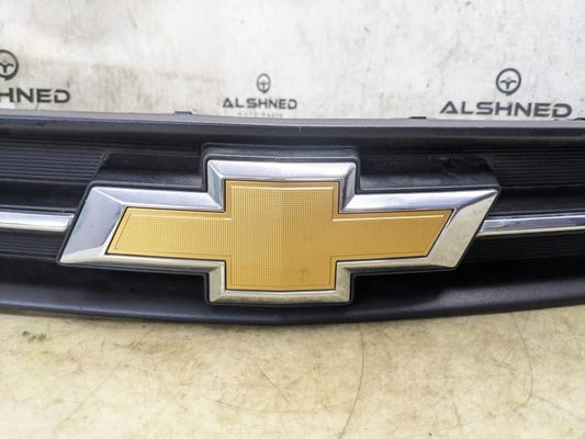 2017-2020 Chevrolet Trax Front Bumper Upper Grille w Emblem 42504846 OEM