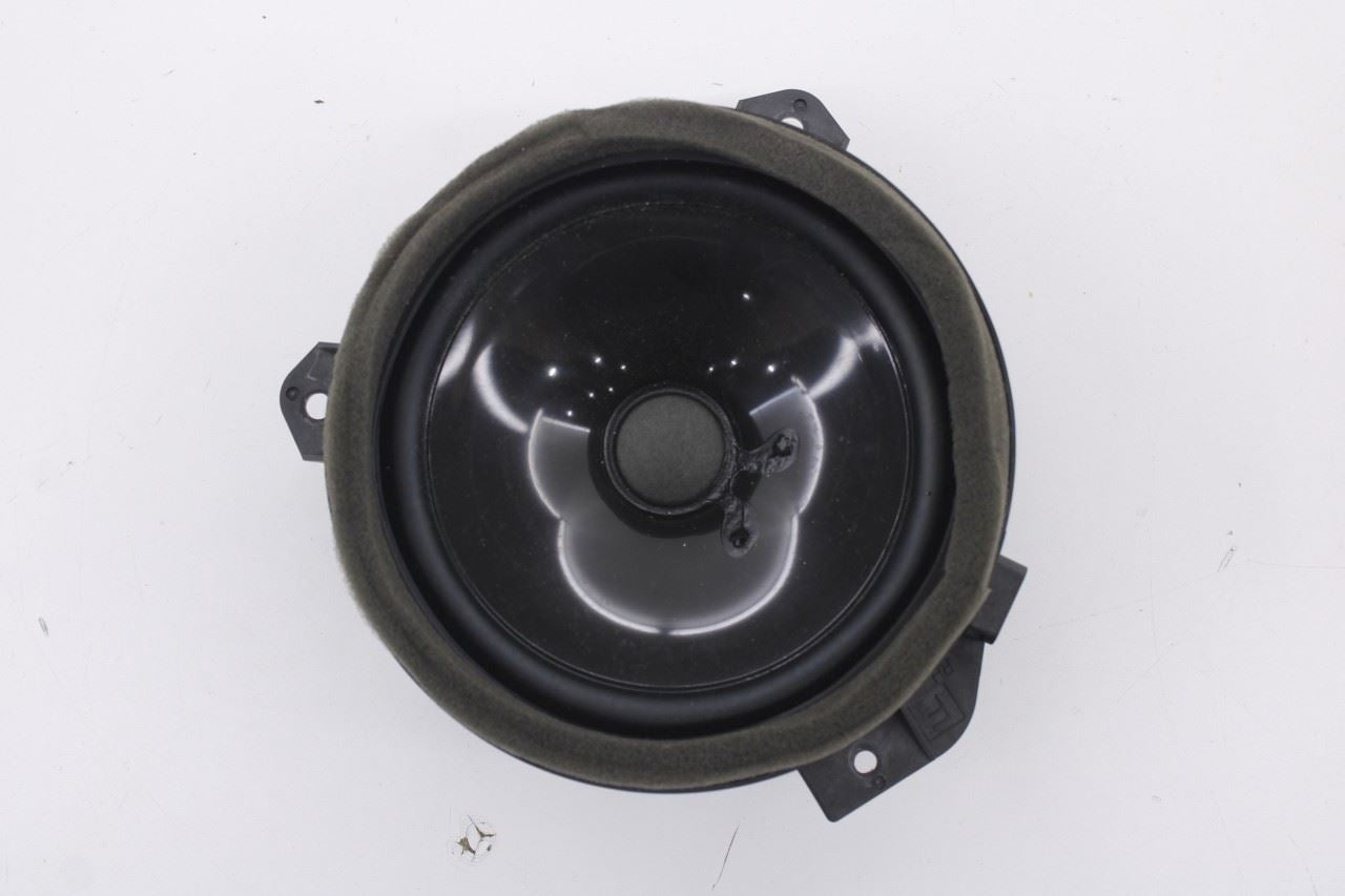2008-16 Subaru Impreza Sport Front Right and Left Door Audio Speaker 86301FG00210