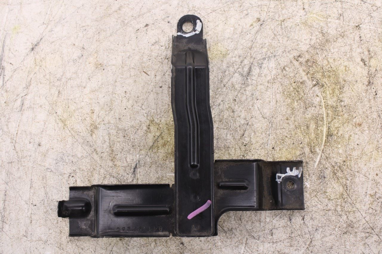 18-2024 Chevrolet Equinox LT Battery Holder Tray Housing Mount Bracket 84179727C11