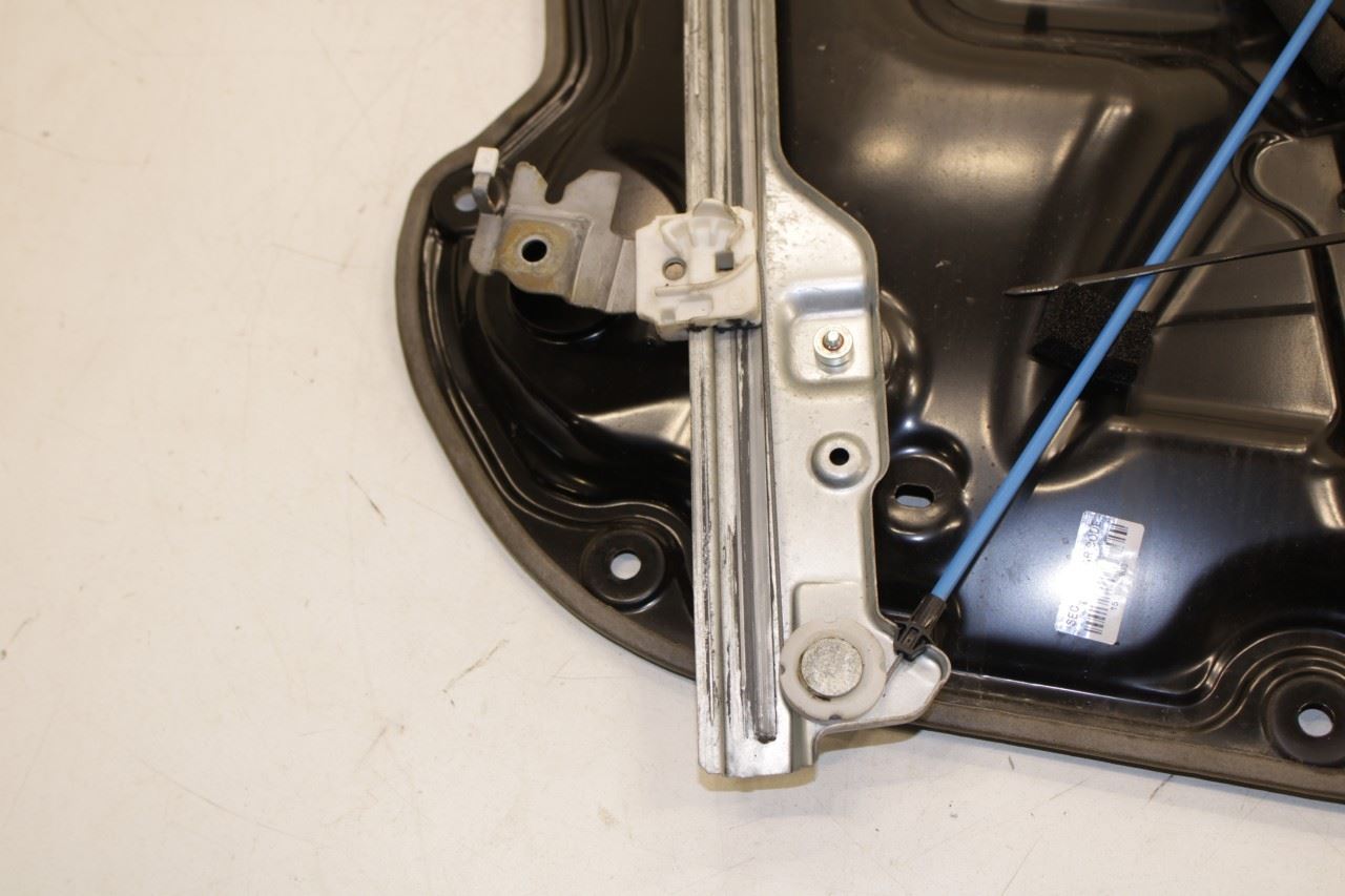 2014-2017 Infiniti QX50 Front Right Door Window Regulator w/ Carrier Plate - Alshned Auto Parts