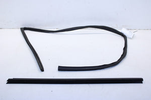 2013-2020 Nissan Pathfinder SV Front Left Door Run Channel w/ Belt Weatherstrip