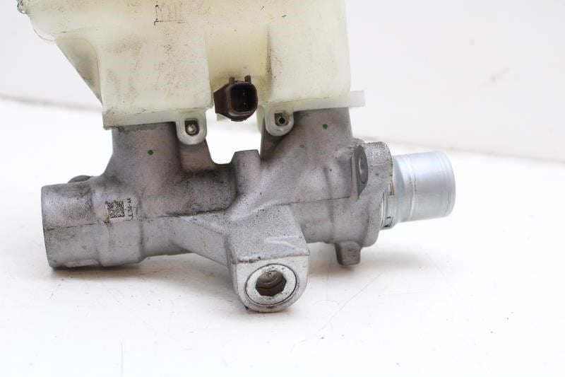 2015-2020 Ford F150 2.7L Brake Master Cylinder w/ Reservoir JL3Z-2140-A OEM - Alshned Auto Parts